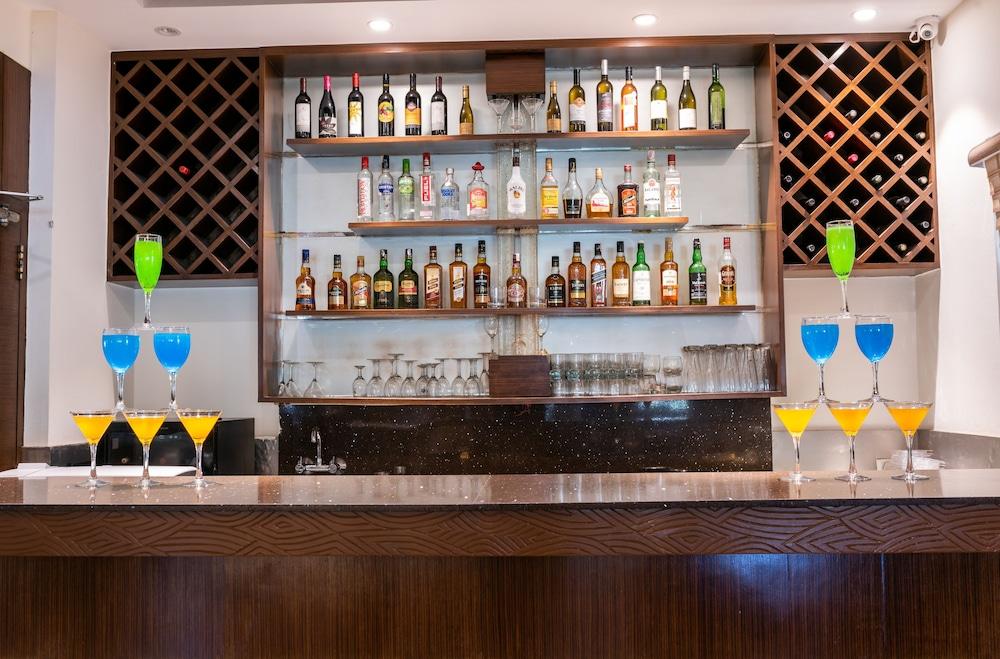Treebo Trend Surya Nashik Hotel Екстериор снимка