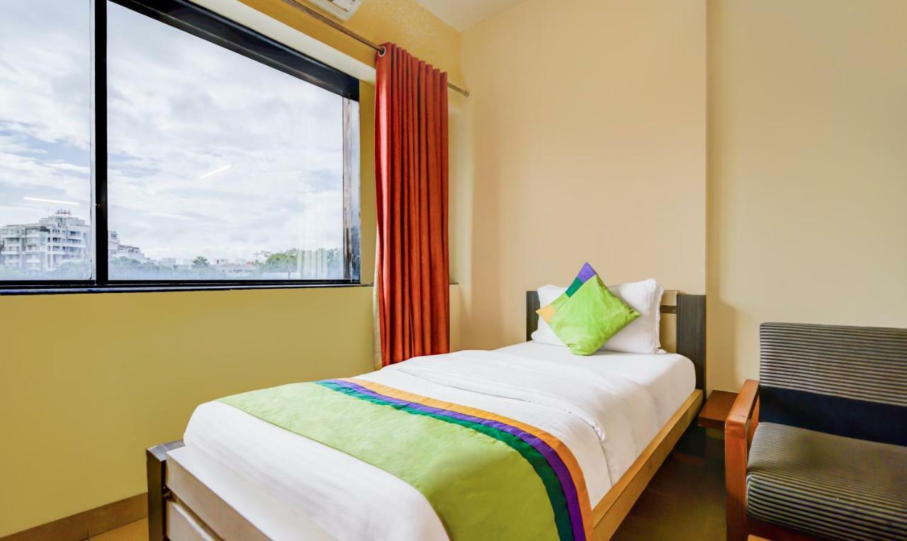 Treebo Trend Surya Nashik Hotel Екстериор снимка