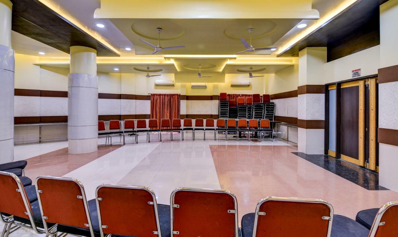 Treebo Trend Surya Nashik Hotel Екстериор снимка